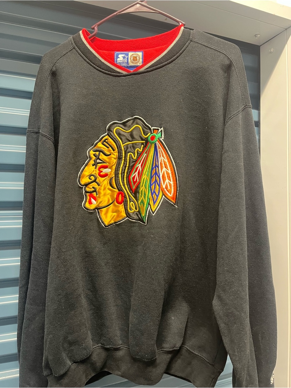 STARTER Black Crewneck Sweatshirt with Multicolor Embroidered Head Patch